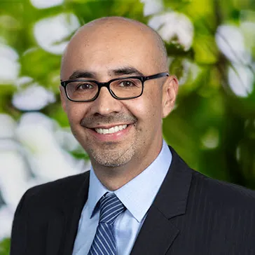 Director Gustavo Velasquez