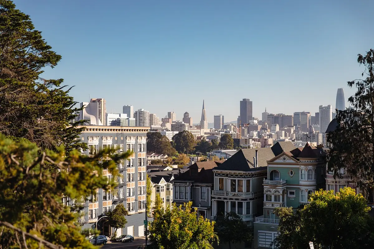 Photo of San Francisco housing and skyline.